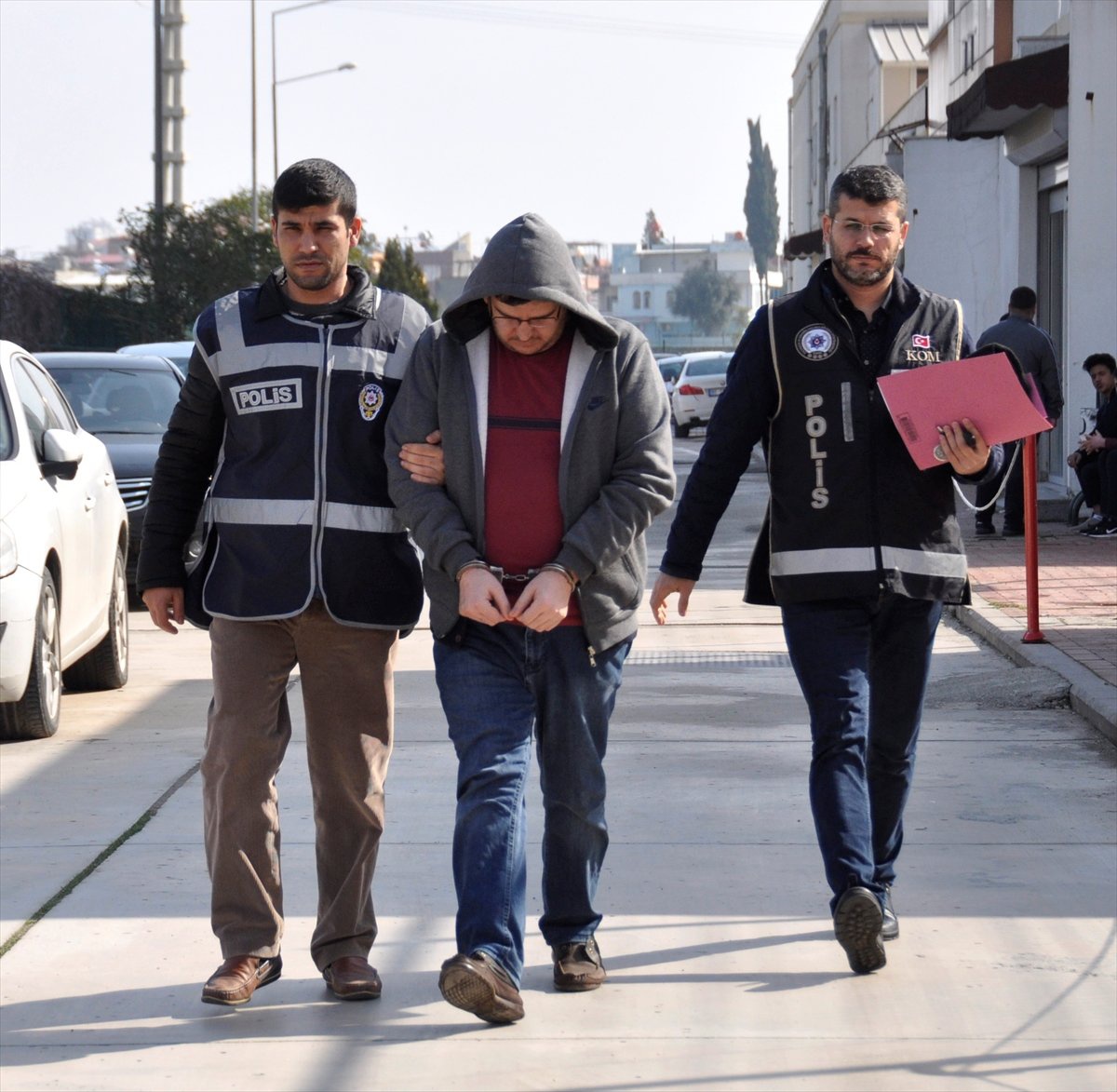 Fetö Firarisi Sahte Kimlikle Yakalandı