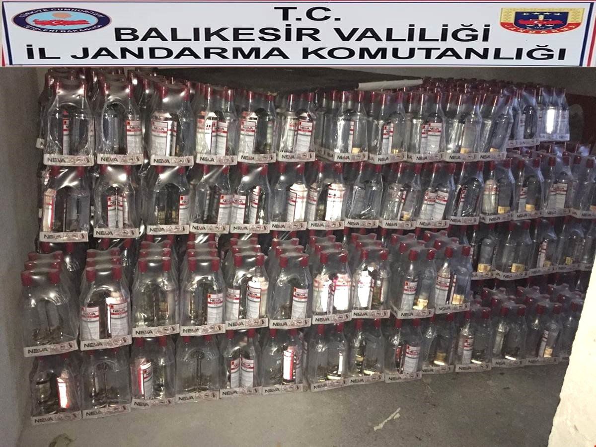 Gönen\'de Kaçak İçki Operasyonu