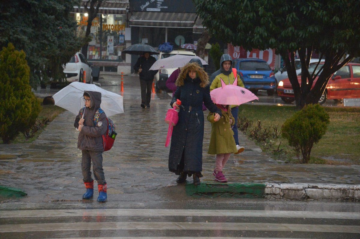 Kırklareli\'nde Sağanak