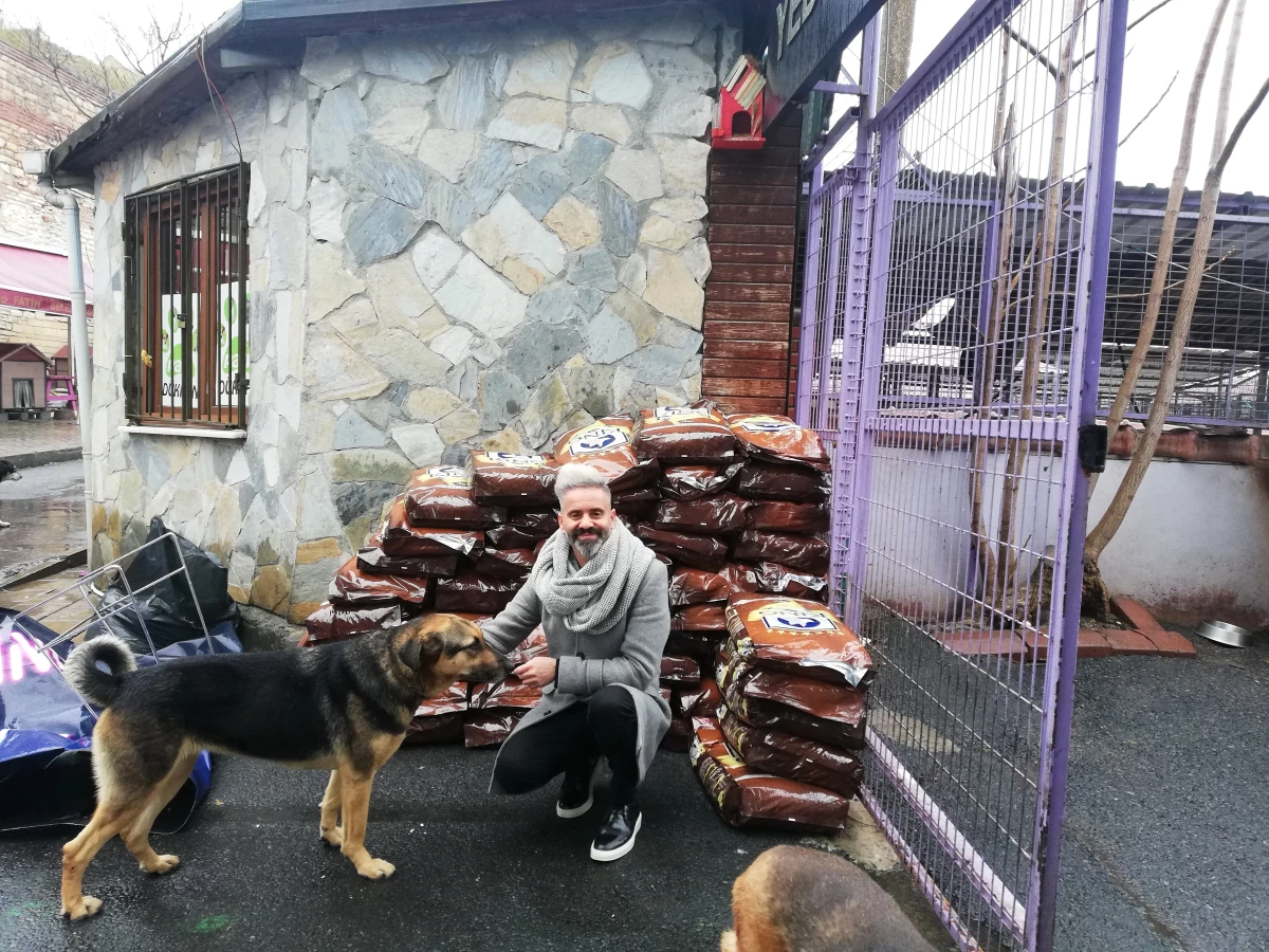 \'\'ONLARIN DA GÖZYAŞLARI VAR\'\' PROJESİ KAPSAMINDA DÜZENLENECEK KONSERE ÜNLÜLERDEN İLGİ BÜYÜK!