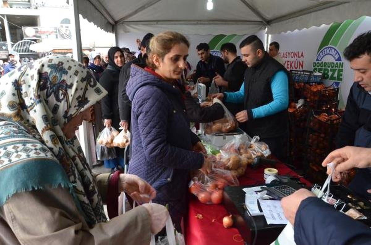 Şirinevler\'de Tanzim Satış Noktasına İlgi