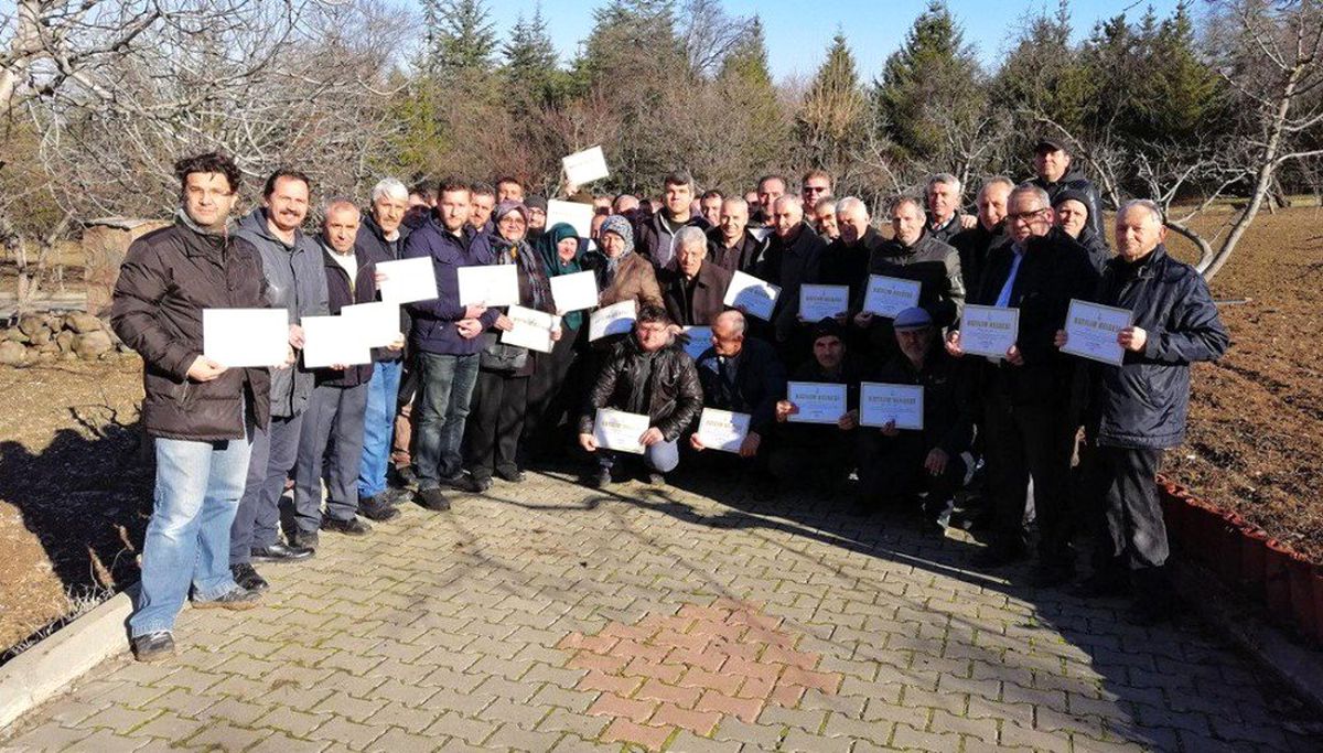 51 Vatandaş Daha Budama Eğitimini Tamamladı