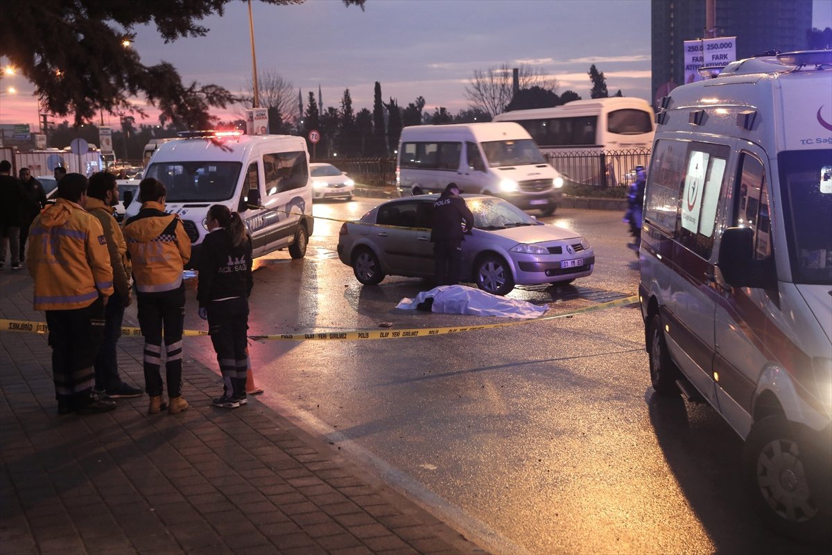 Adana\'da Otomobilin Çarptığı Yaya Öldü