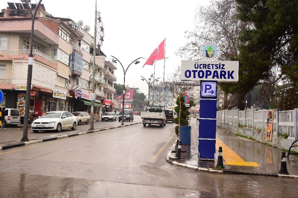 Alaşehir\'e 500 Araçlık Ücretsiz Otopark