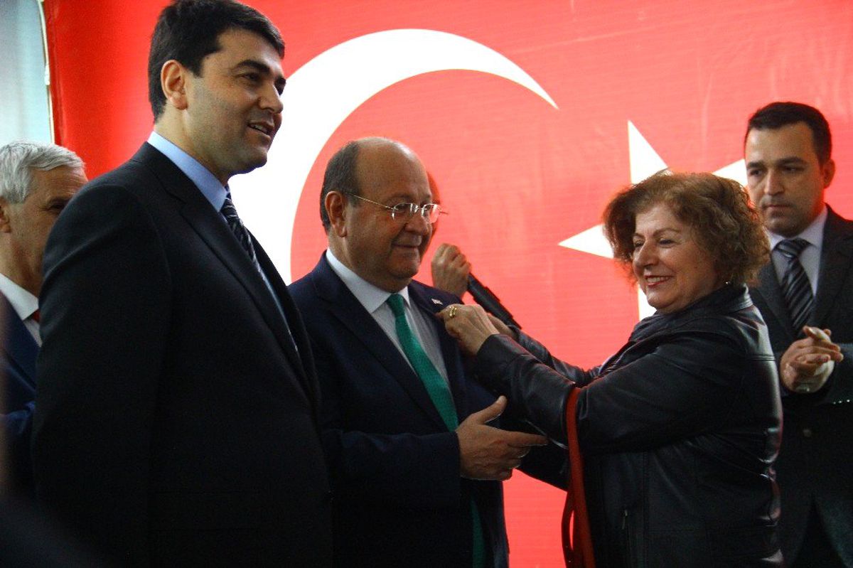 Başkan Özakcan\'dan Eski Partisi CHP\'ye Sitem
