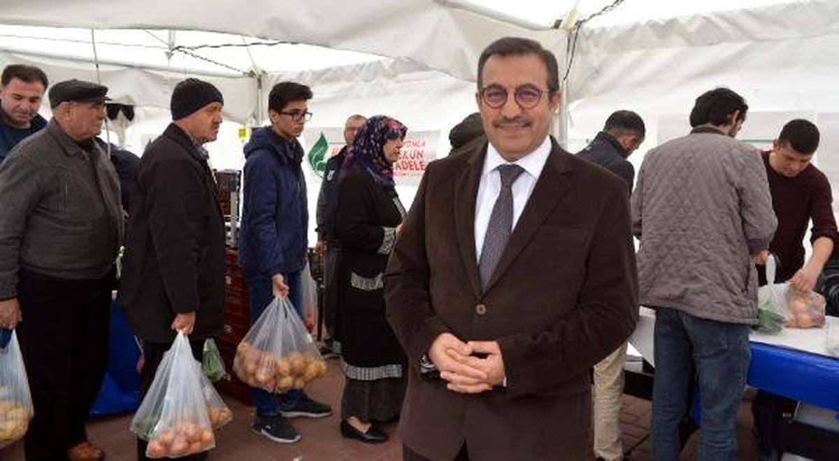 Başkent\'te Tanzim Satışta 2 Günde 150 Ton Sebze Satıldı