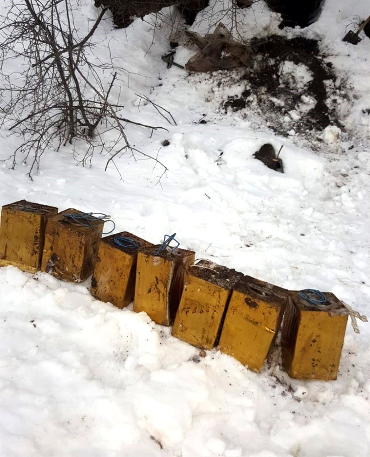 Bitlis\'te 200 Kilogram Patlayıcı İmha Edildi