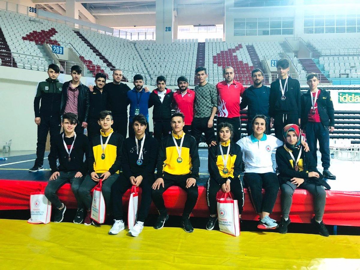 Bitlisli Sporculardan Büyük Başarı