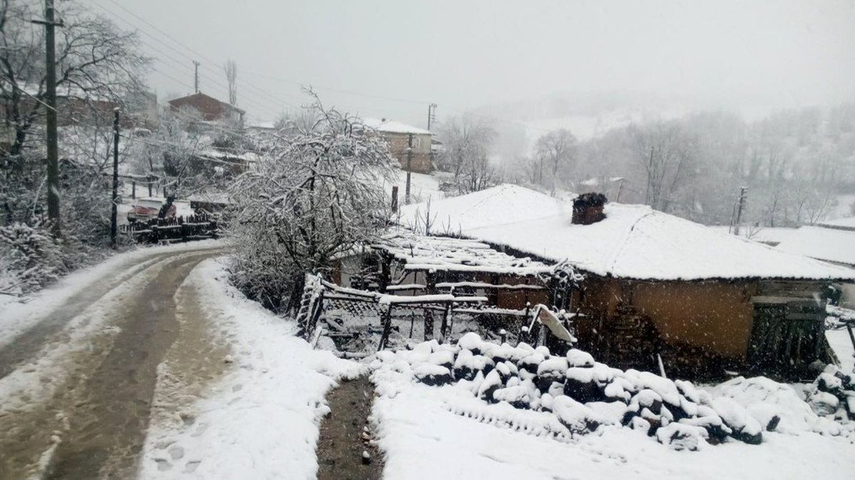 Çanakkale\'de Kar Yağışı