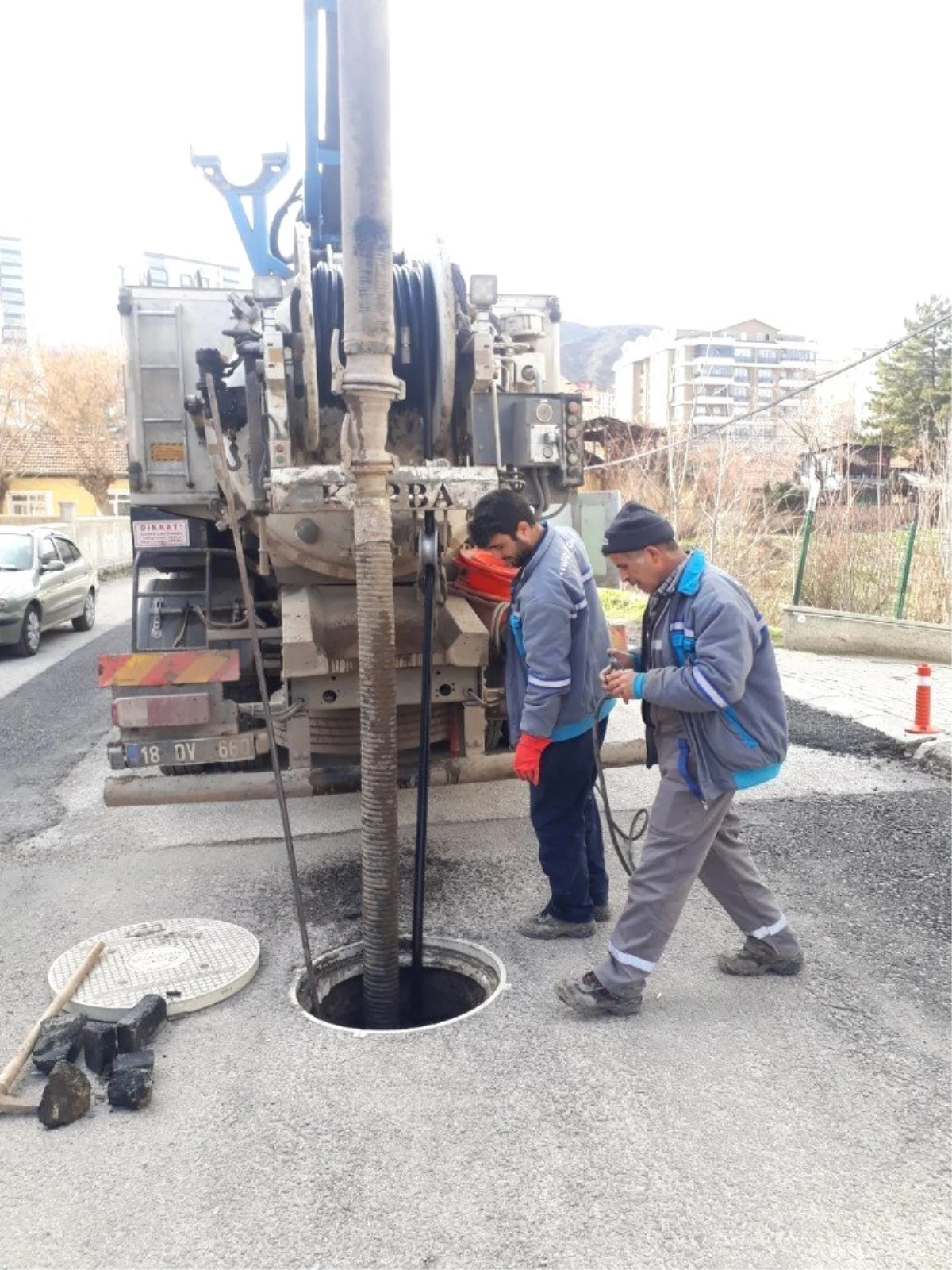 Çankırı\'da Yağmursuyu ve Kanalizasyon Hatları Temizleniyor