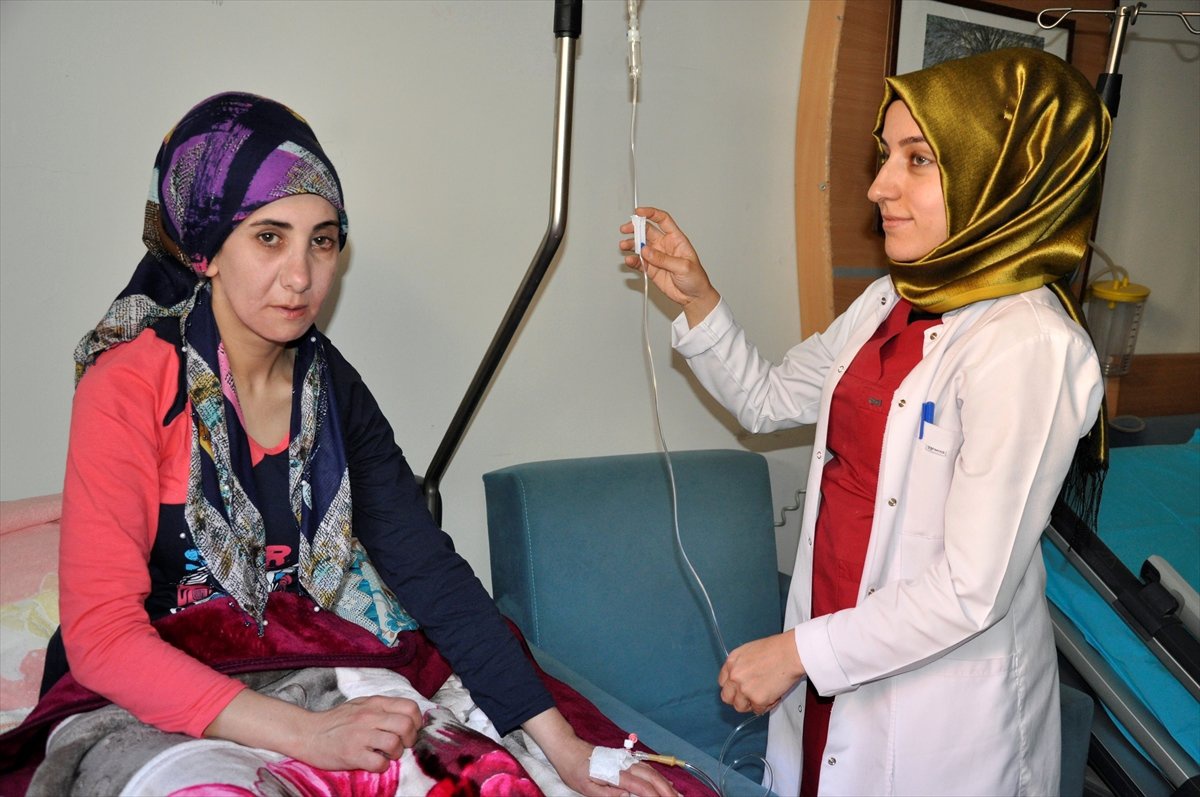 Çukurca\'da Yüz Felci Geçiren Hasta, Sağlığına Kavuştu
