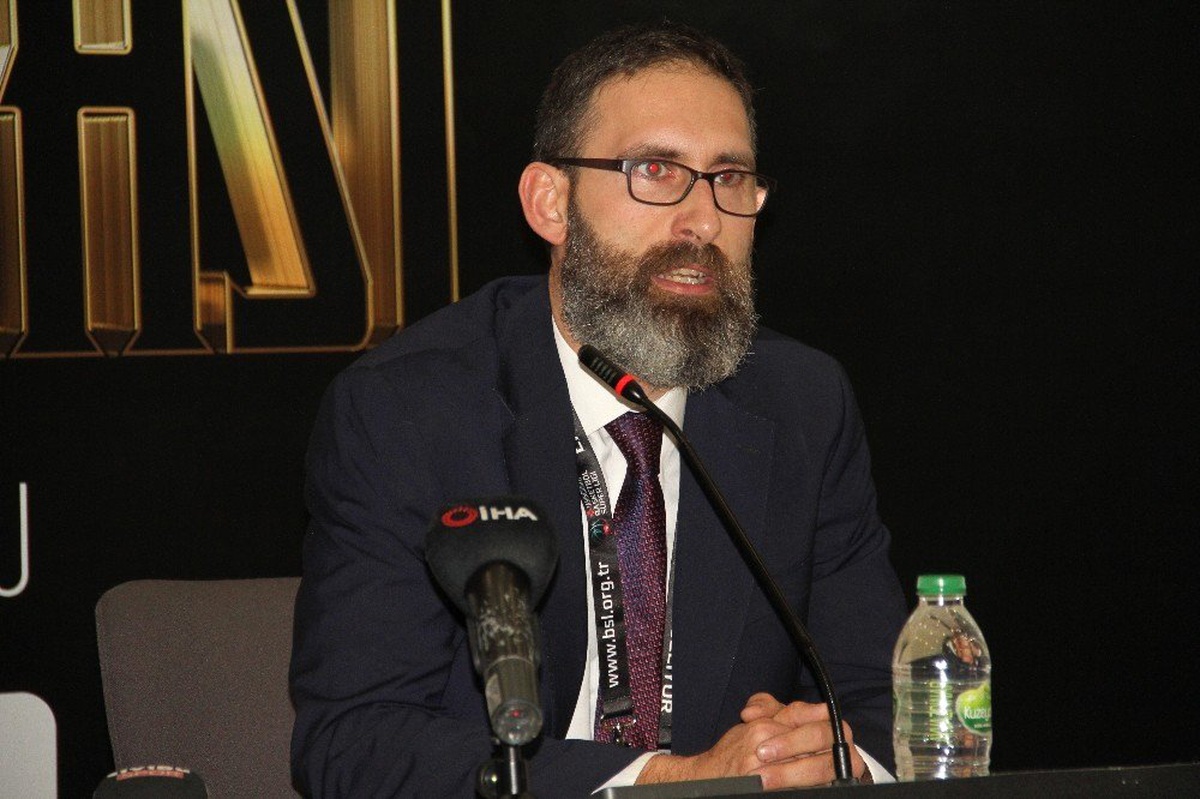 Erhan Ernak: "Bu Tempo Bizim Alışık Olduğumuz Bir Tempo Değil"
