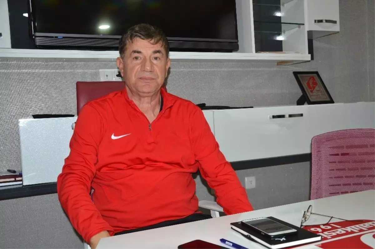 Giray Bulak: "Bütün Arzumuz Ümraniyespor Maçını Kazanmak"