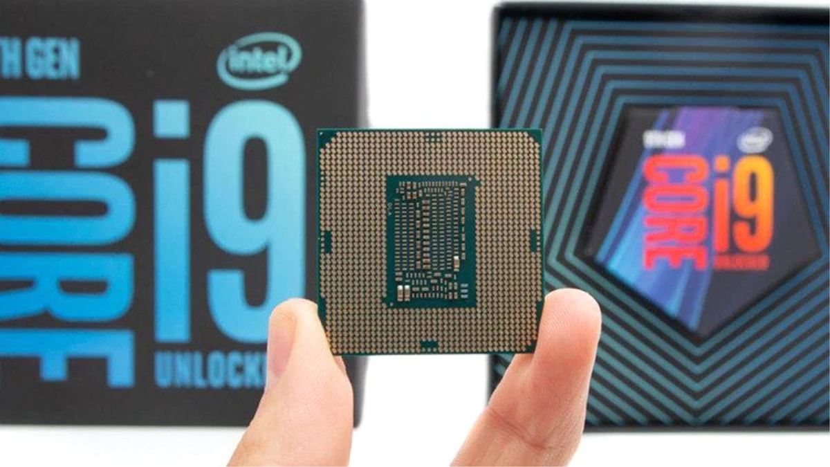 Intel\'in 14 Çekirdekli İşlemcisi Açık Artırmayla Satıldı