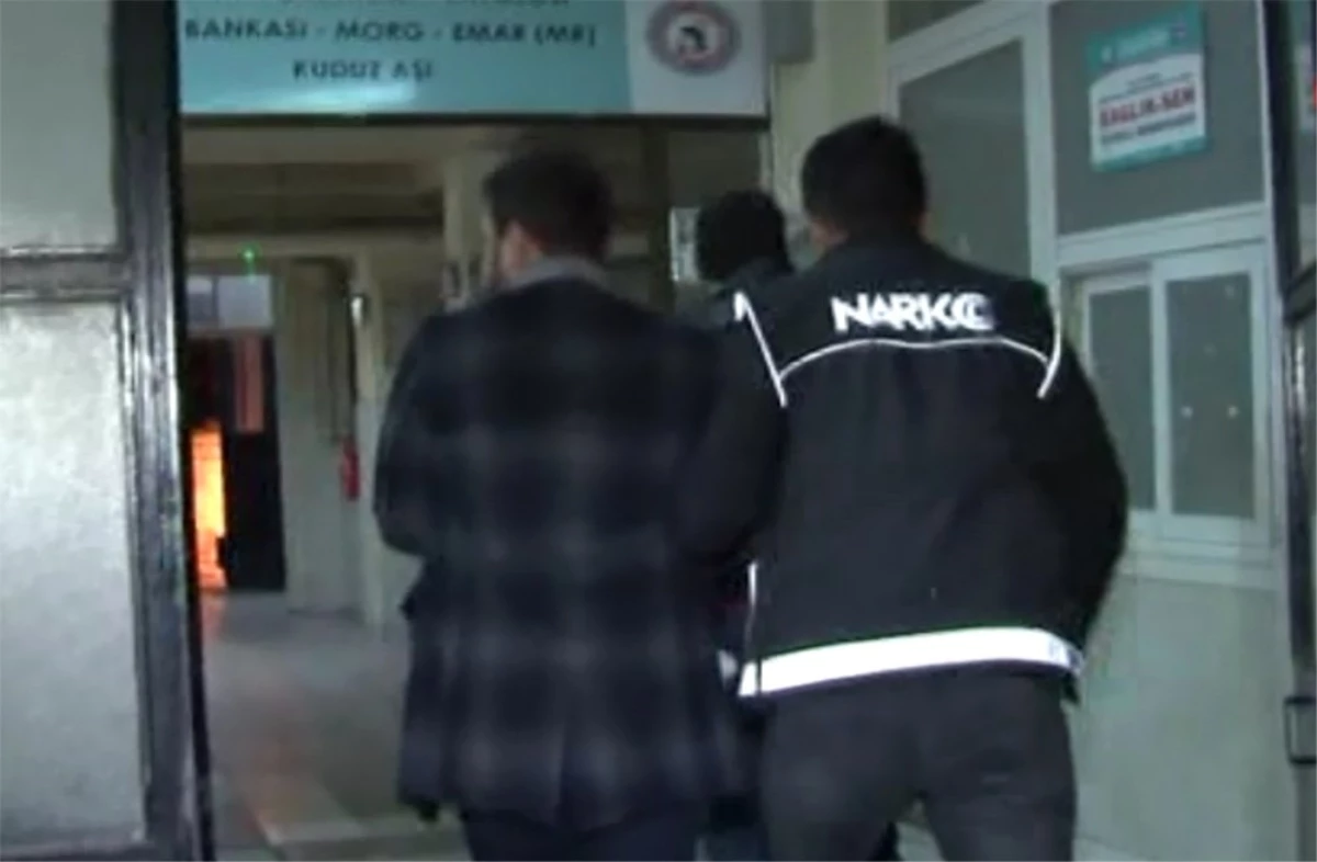 İstanbul Polisinden "Şahinler" Grubuna Operasyon