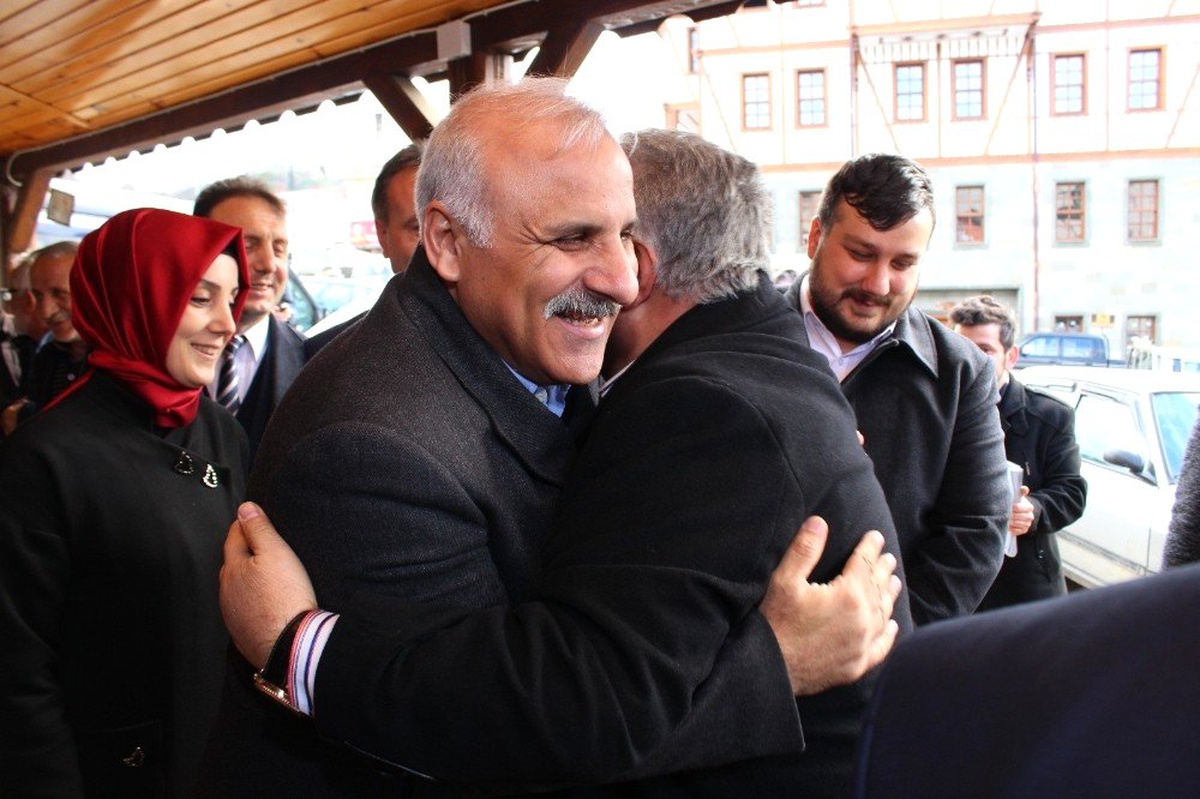 Kaymakam Olarak Gittiği Hayrat\'a 23 Yıl Sonra Bu Kez Büyükşehir Belediye Başkan Adayı Olarak Gitti