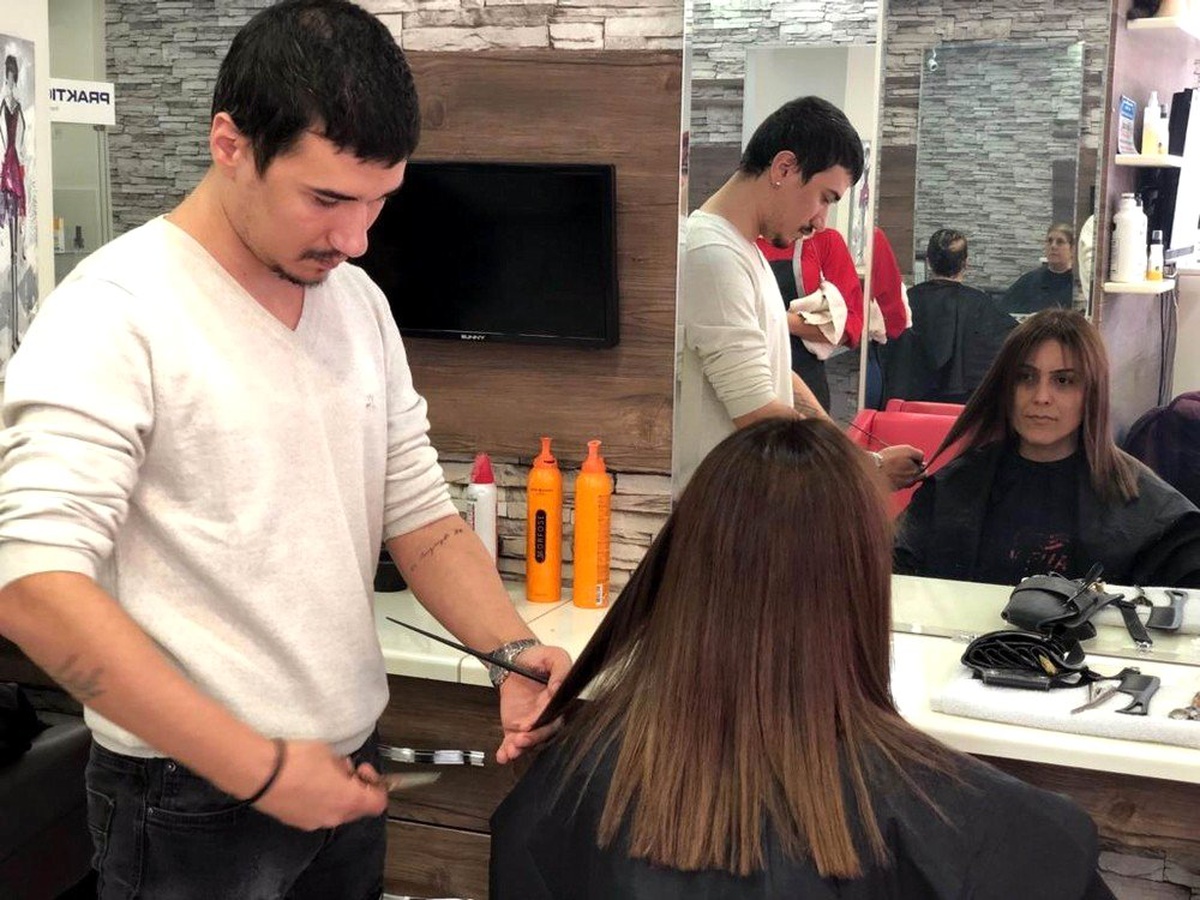 Kuaförlerin Gelin Randevuları Yarı Yarıya Düştü