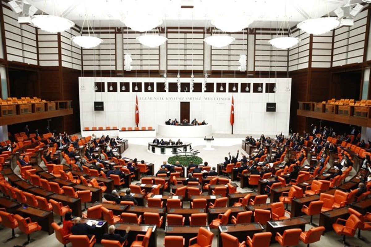 Maden Kanunu\'nda değişiklik teklifinin 8 maddesi kabul edildi
