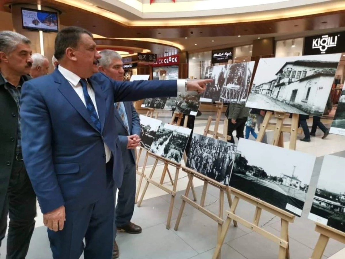 Malatya Park\'ta Atatürk Sergisi Açıldı