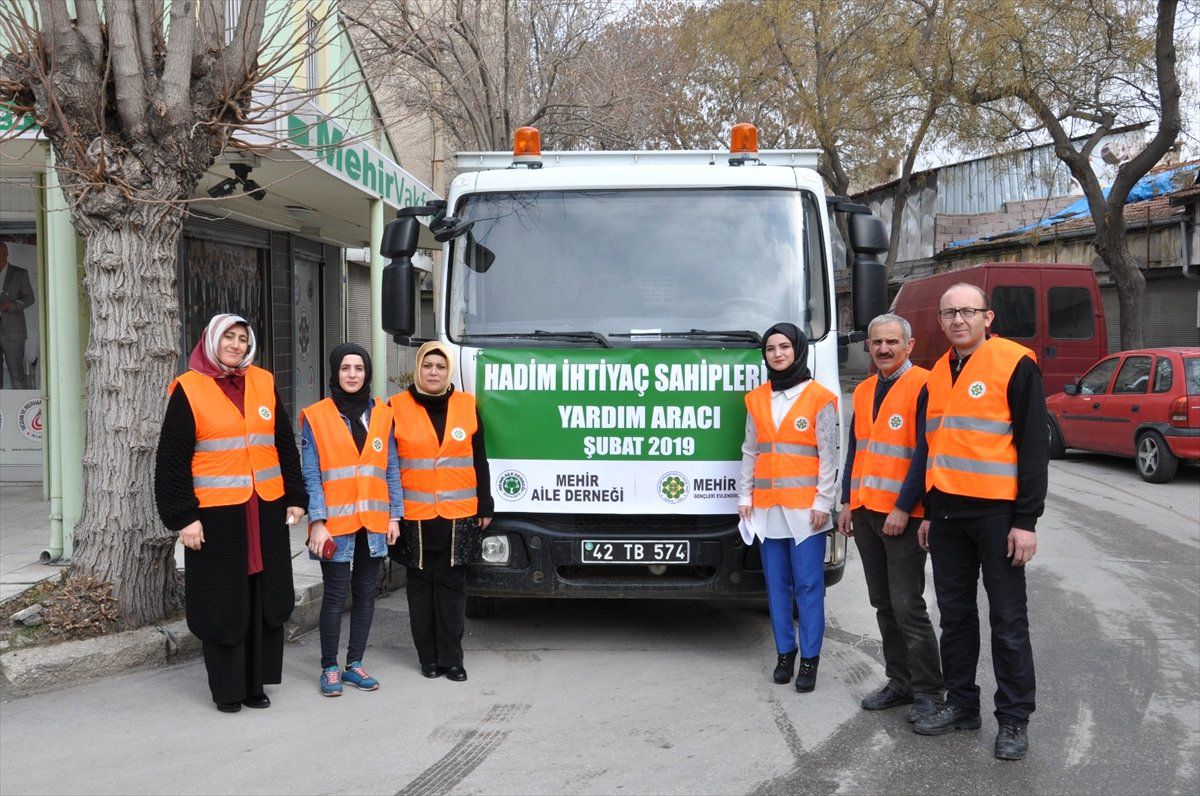 Mehir Vakfı\'ndan Hadim\'e Ayni Yardım