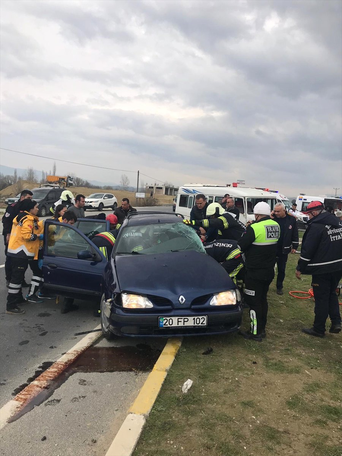 Öğrenci Servisi Otomobille Çarpıştı: 5 Yaralı
