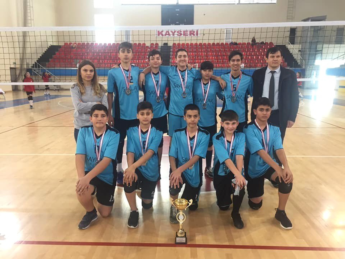 Okullar Arası Voleybol Yıldır Erkeklerde Şampiyon Belli Oldu