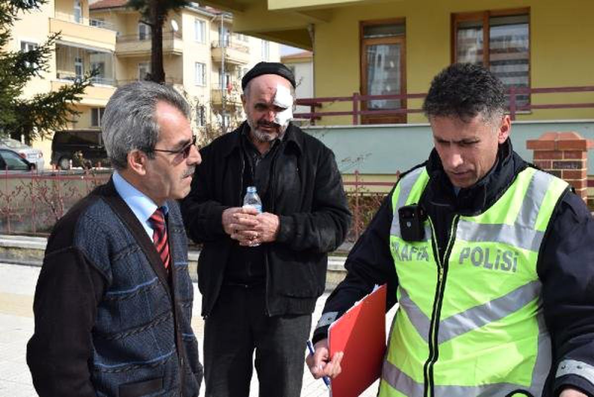 Otobüsten İnerken Dengesini Kaybedince Düşerek Yaralandı