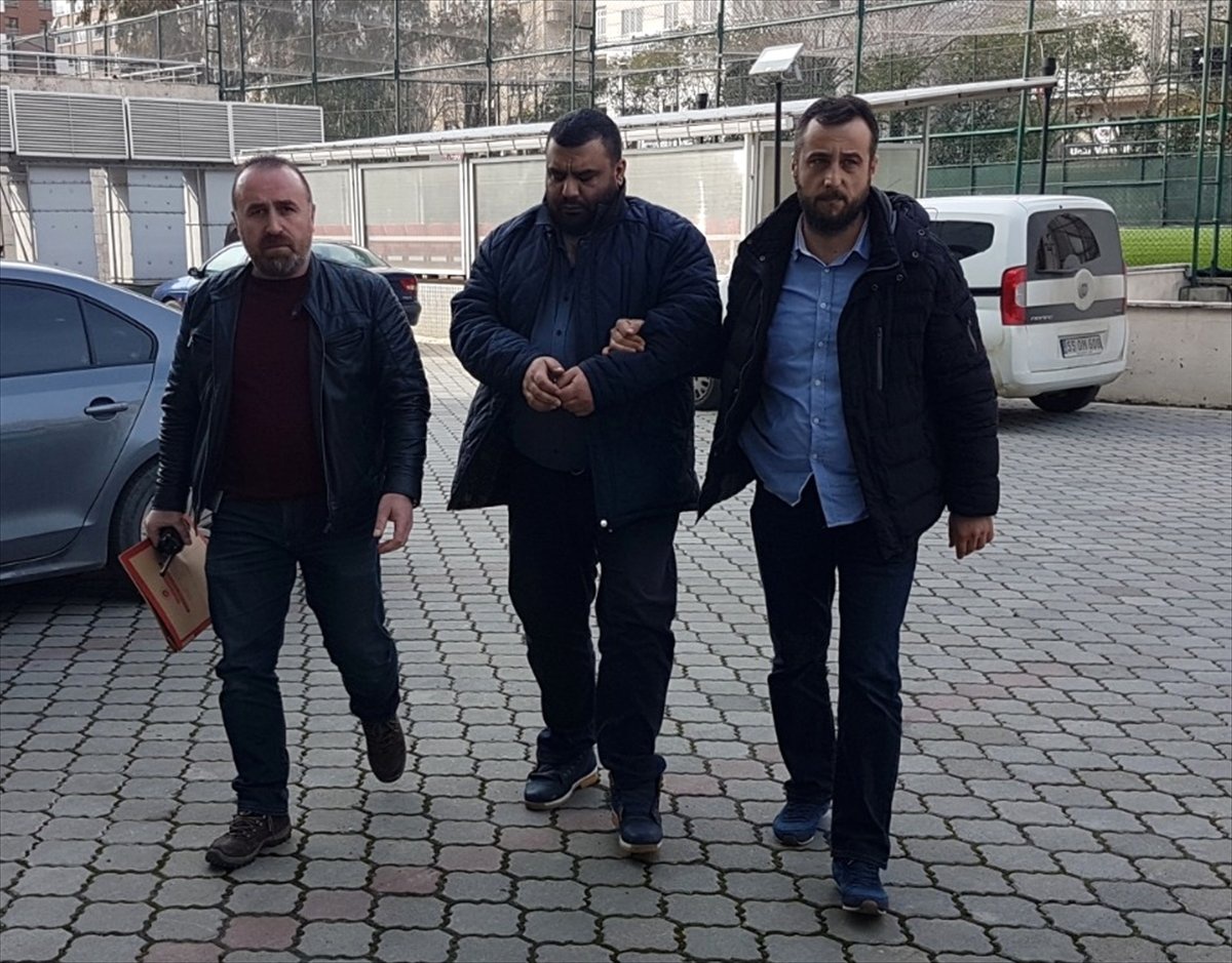 Park Halindeki Otomobili Çalan Şüpheli Polis Takibiyle Yakalandı