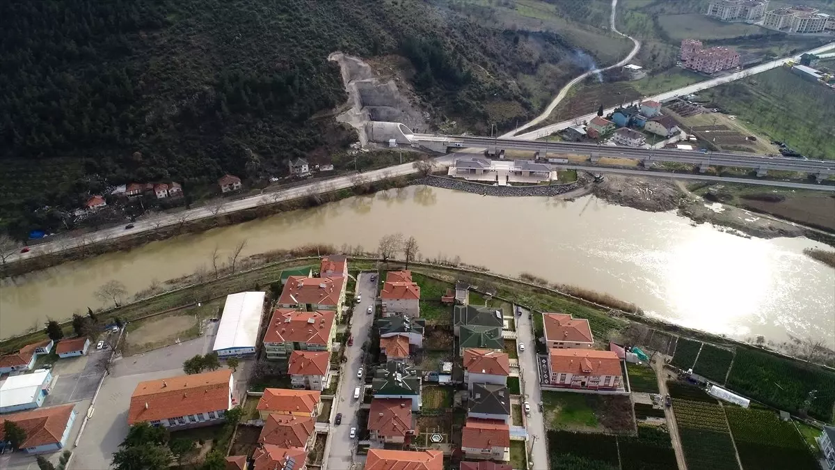 Sakarya Nehri\'nde Venedik Usulü Gezinti Keyfi