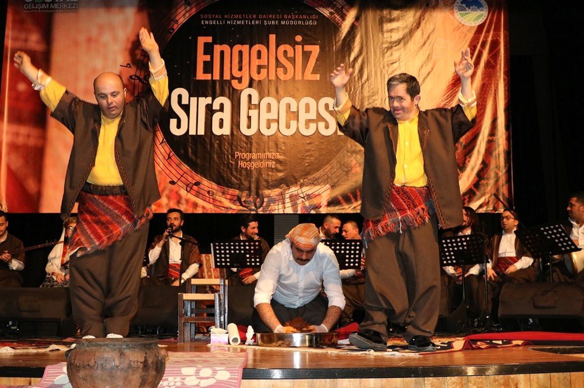 Sosyal Gelişim Merkezin\'de Sıra Gecesine Engel Yok