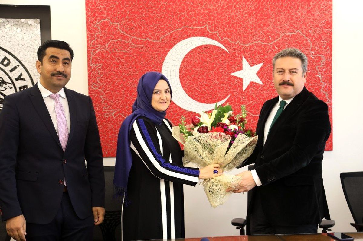Talas Belediyesinde Sözleşme Sevinci