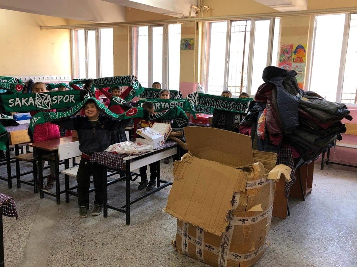 Tatangalardan Şırnaklı Öğrencilere Anlamlı Yardım