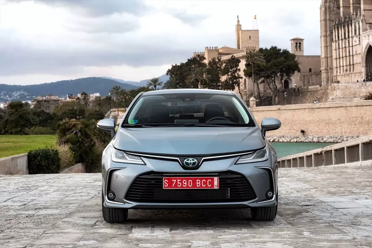 Toyota Corolla\'nın Fiyatı Açıklandı