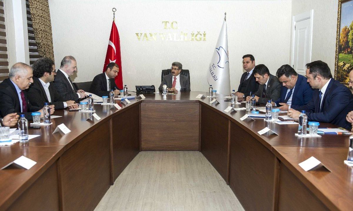 Van\'da \'Tarıma Dayalı İhtisas Organize Sanayi Bölgesi Müteşebbis Heyeti\' Toplantısı