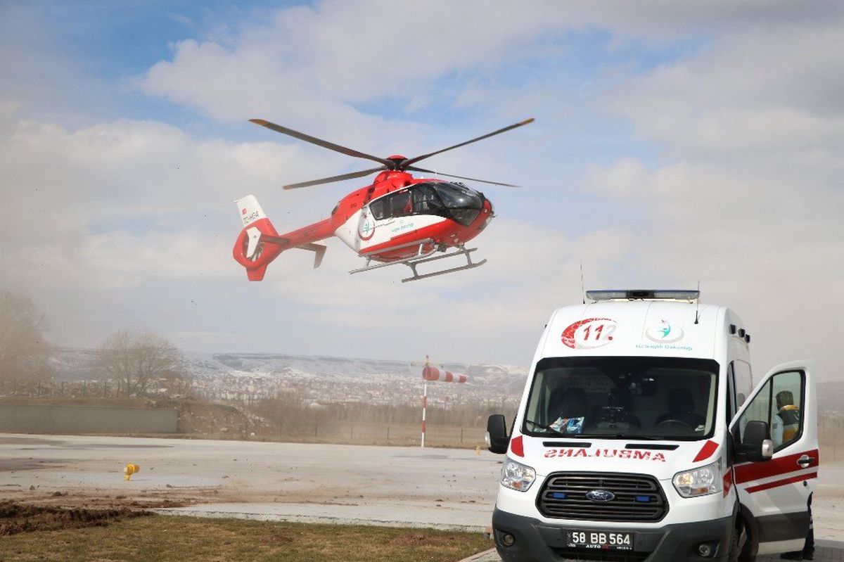 Yaralı Çocuk Helikopterle Sevk Edildi