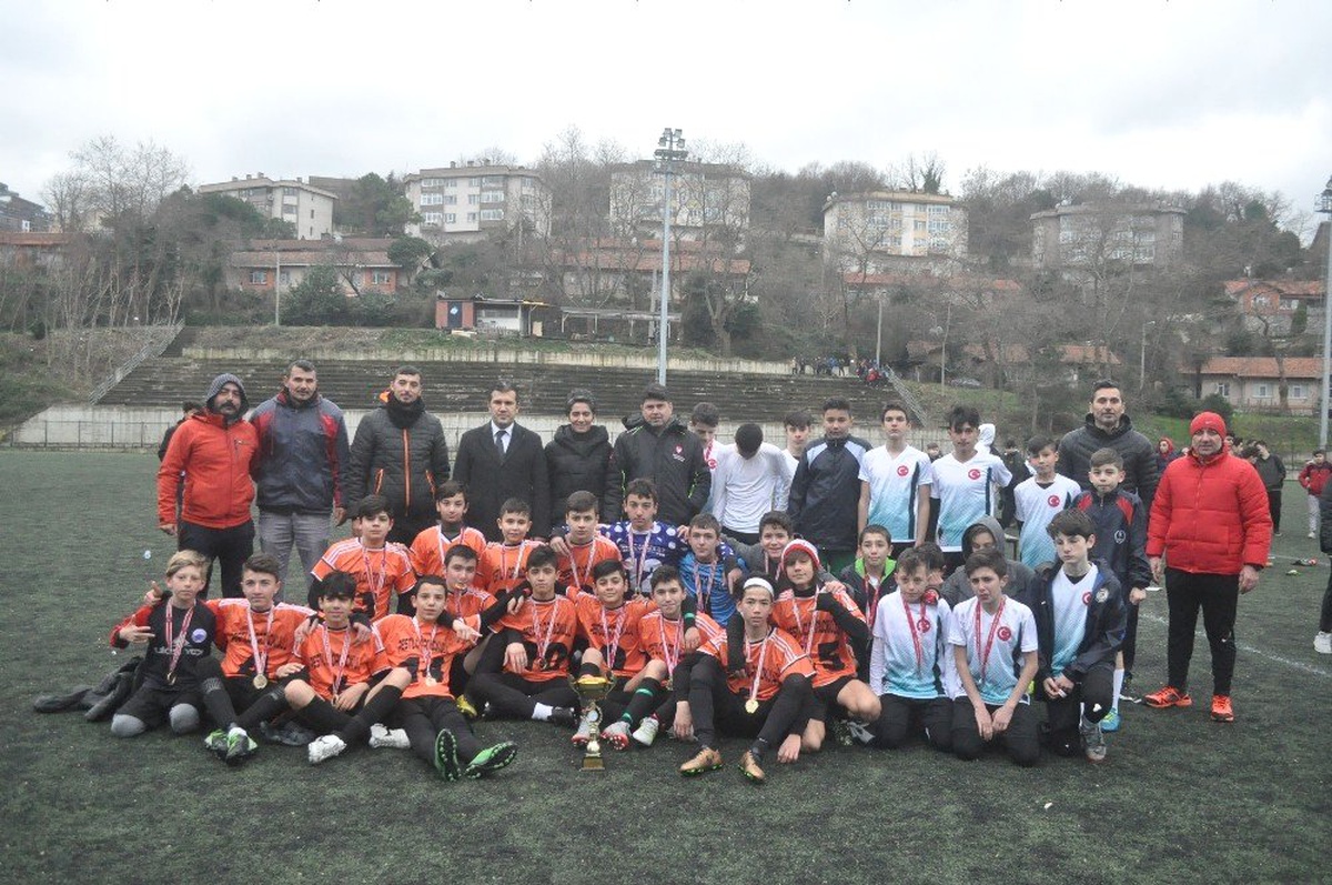Yıldızlar Maçında Yenenler Sevindi, Yenilenler Gözyaşı Döktü
