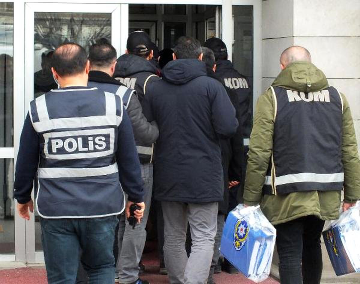 Yozgat\'ta 9 Eski Komiser Yardımcısı Adliyeye Sevk Edildi