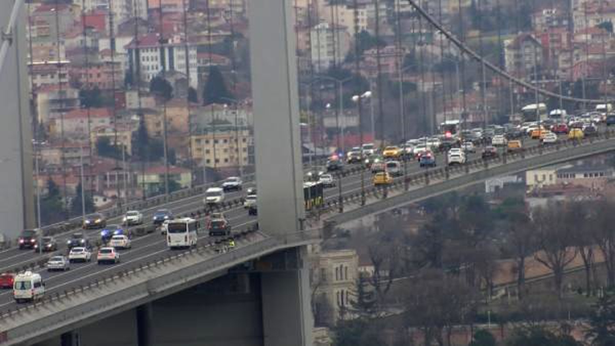 15 Temmuz Şehitler Köprüsünde Şüpheli Paket Alarmı (1)