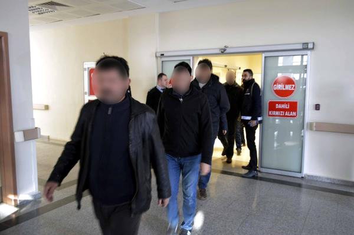 Adıyaman\'da Fetö Şüphelisi 9 Kişi Adliyede