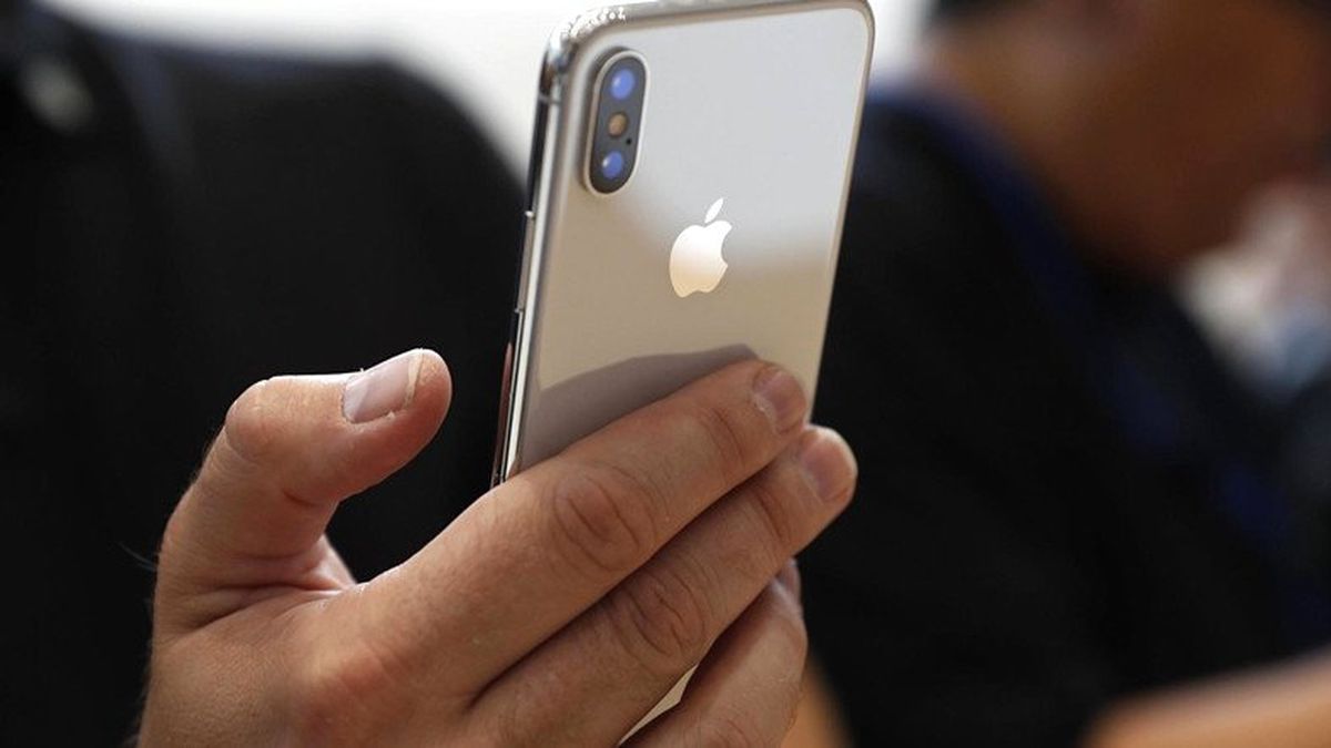 Apple, Almanya\'da Eski İphone\'ları Tekrar Satışa Sundu