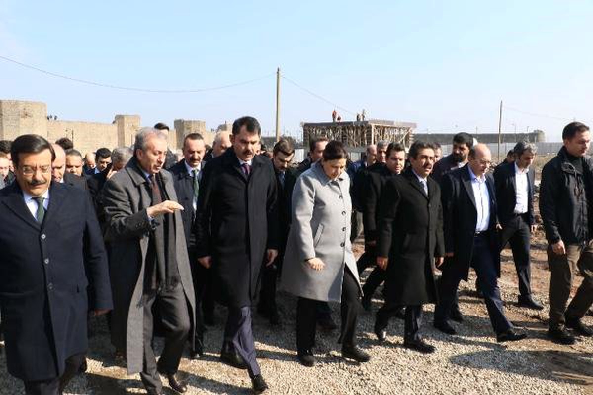 Bakan Kurum: Diyarbakır, Eski Diyarbakır\'dan Güzel Olacak