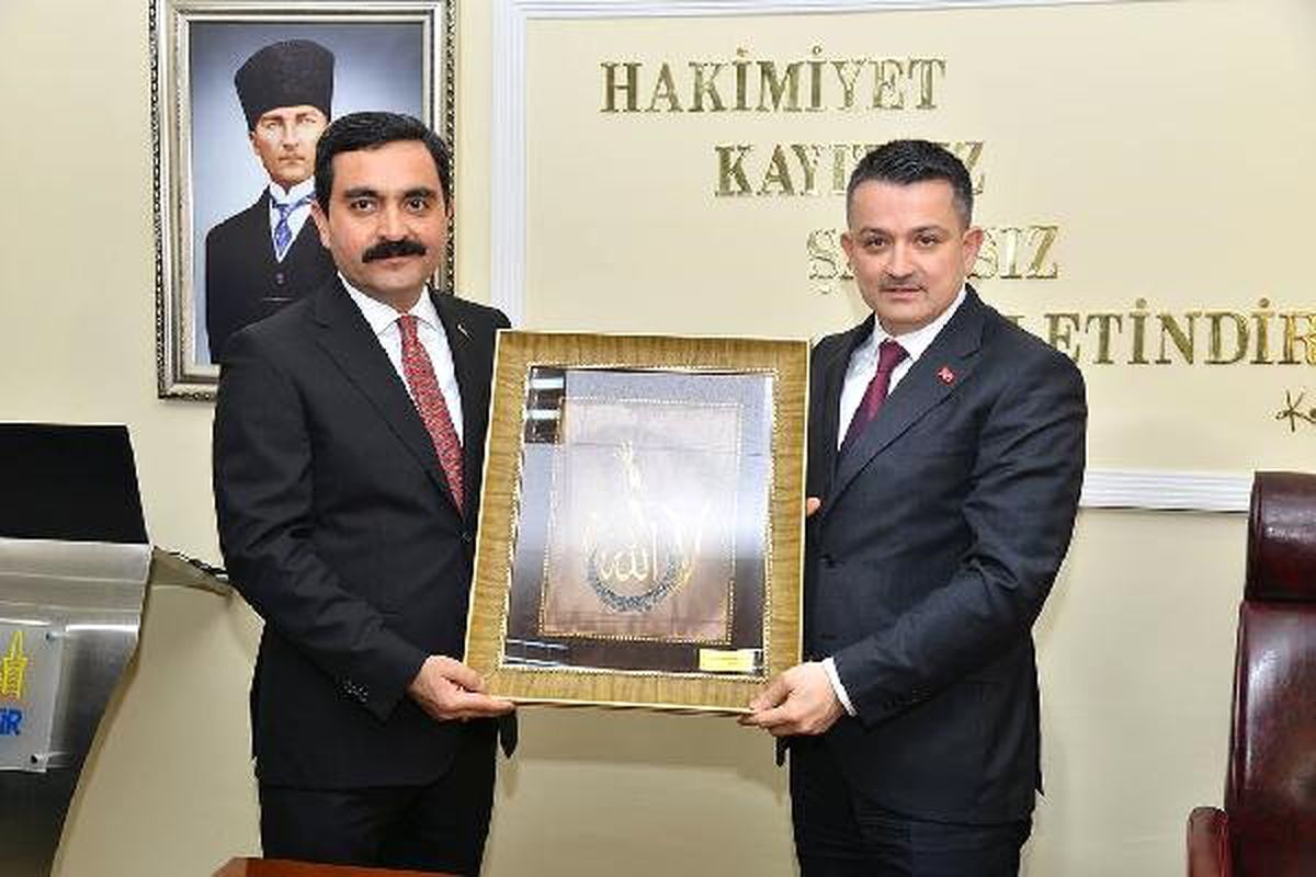Bakan Pakdemirli Kırşehir\'de