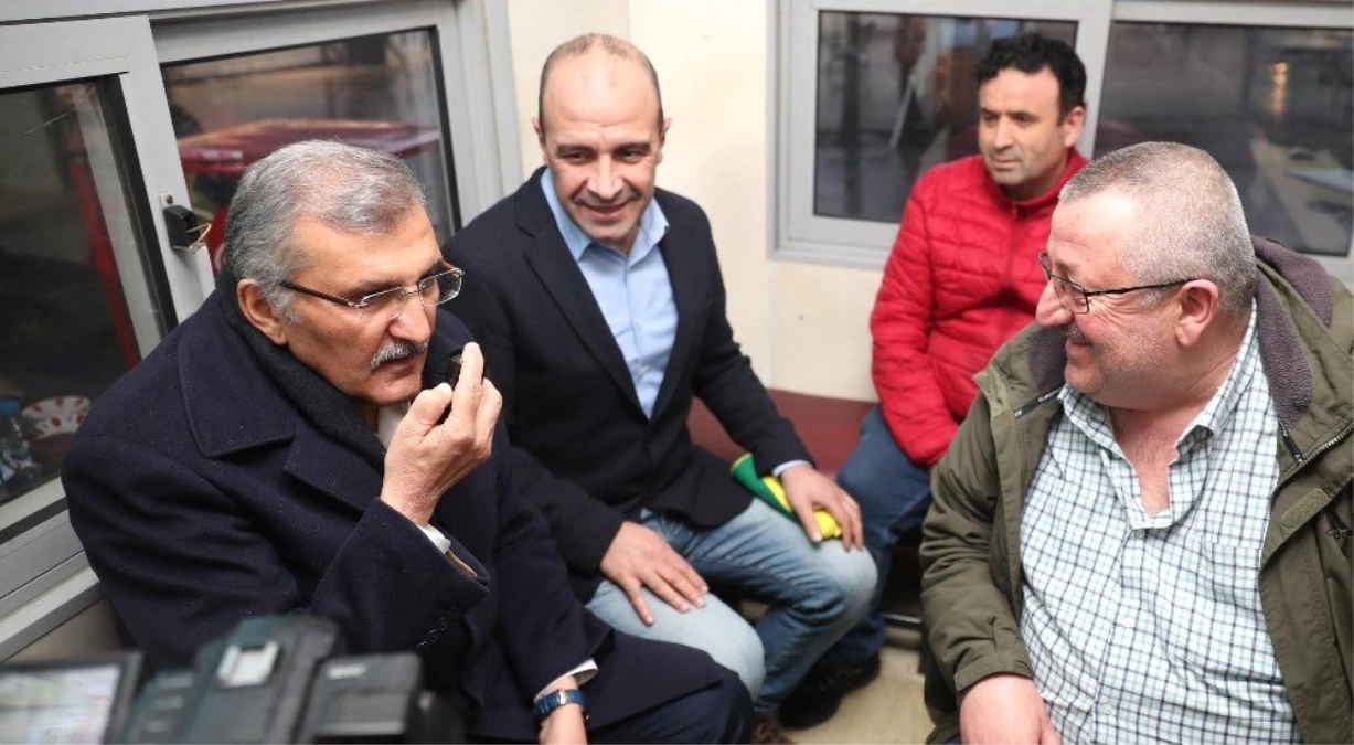 Başkan Adayı Aydın, Anadolu Hisarı\'nda Esnafları Ziyaret Etti