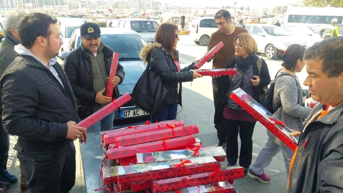 Bodrum Belediyesi 14 Şubat Sevgililer Günü\'nü Kutladı