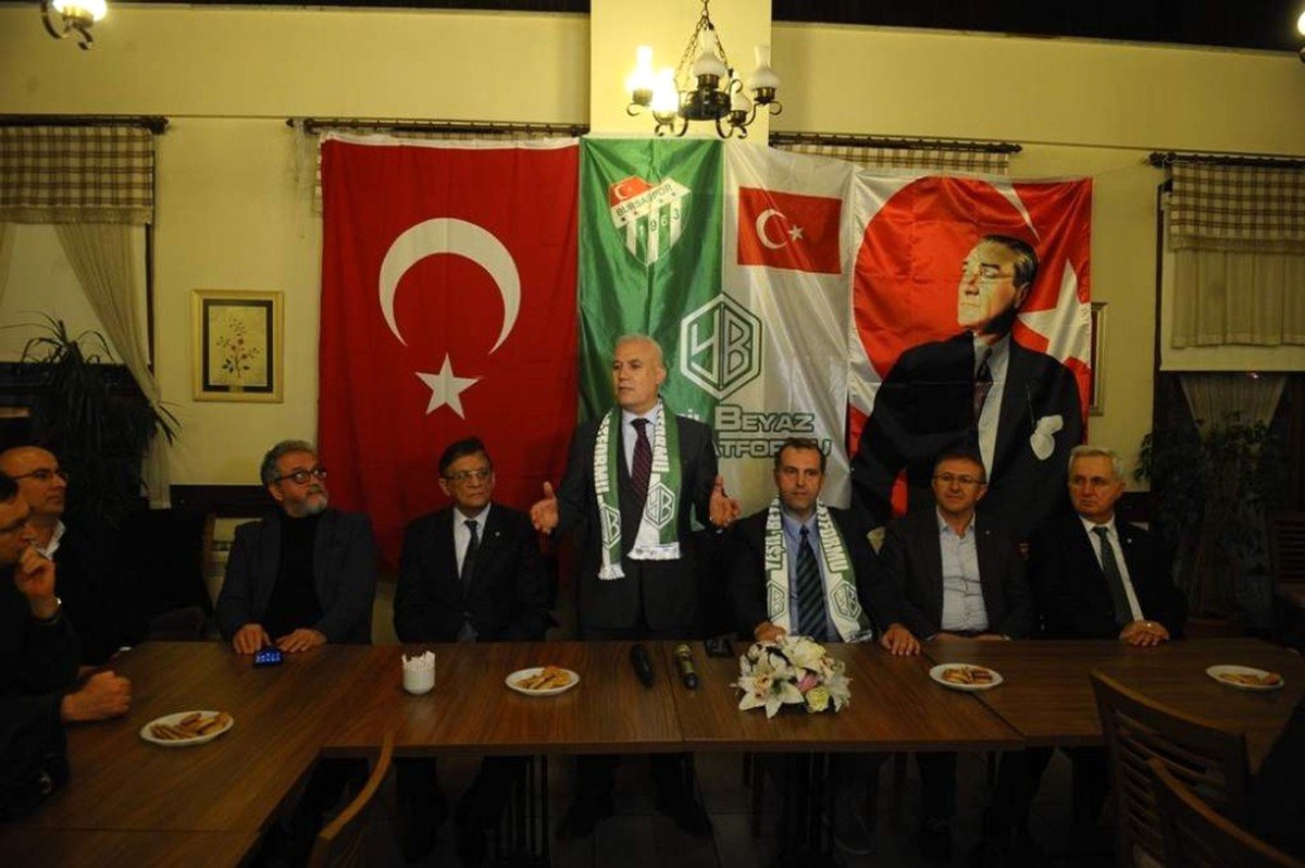 Bozbey : Stadyumun İsmini Bursalı ve Bursasporlular Belirleyecek