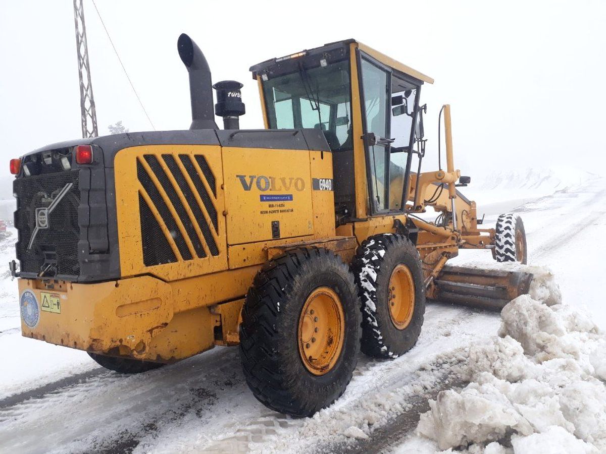 Büyükorhan\'da Kapanan Yollar Açıldı