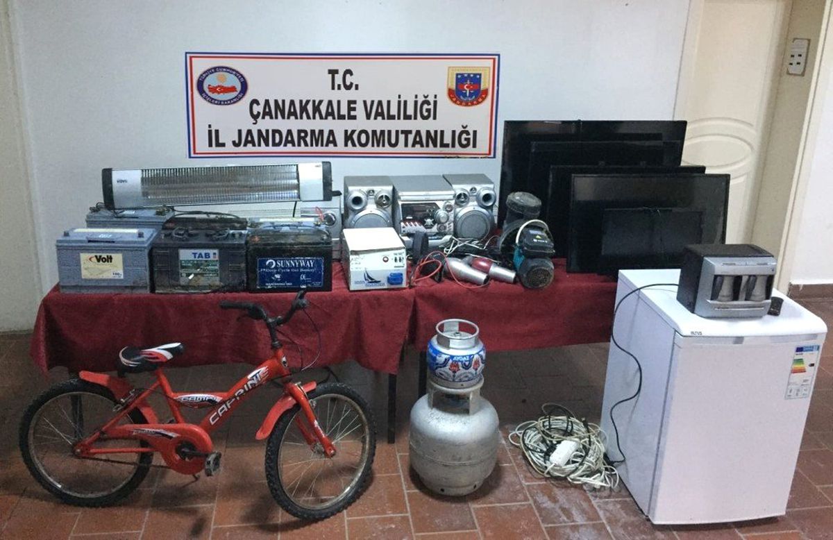 Çanakkale\'de Hırsızlık: 4 Gözaltı