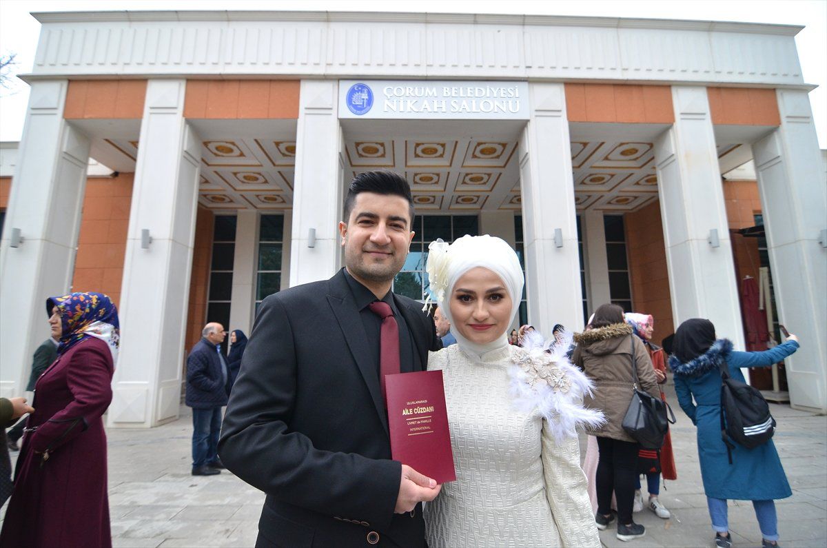 Çorum\'da 14 Şubat\'ta 14 Nikah Kıyıldı