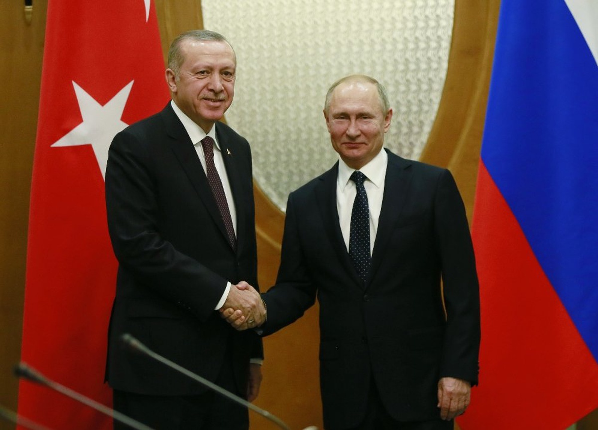 Cumhurbaşkanı Erdoğan\'dan "Fırat\'ın Doğusu" Mesajı