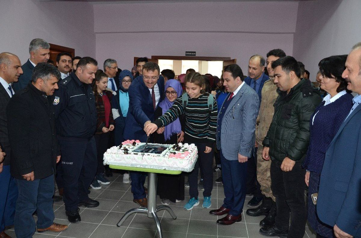 Darende\'de Gençlere Yönelik Proje